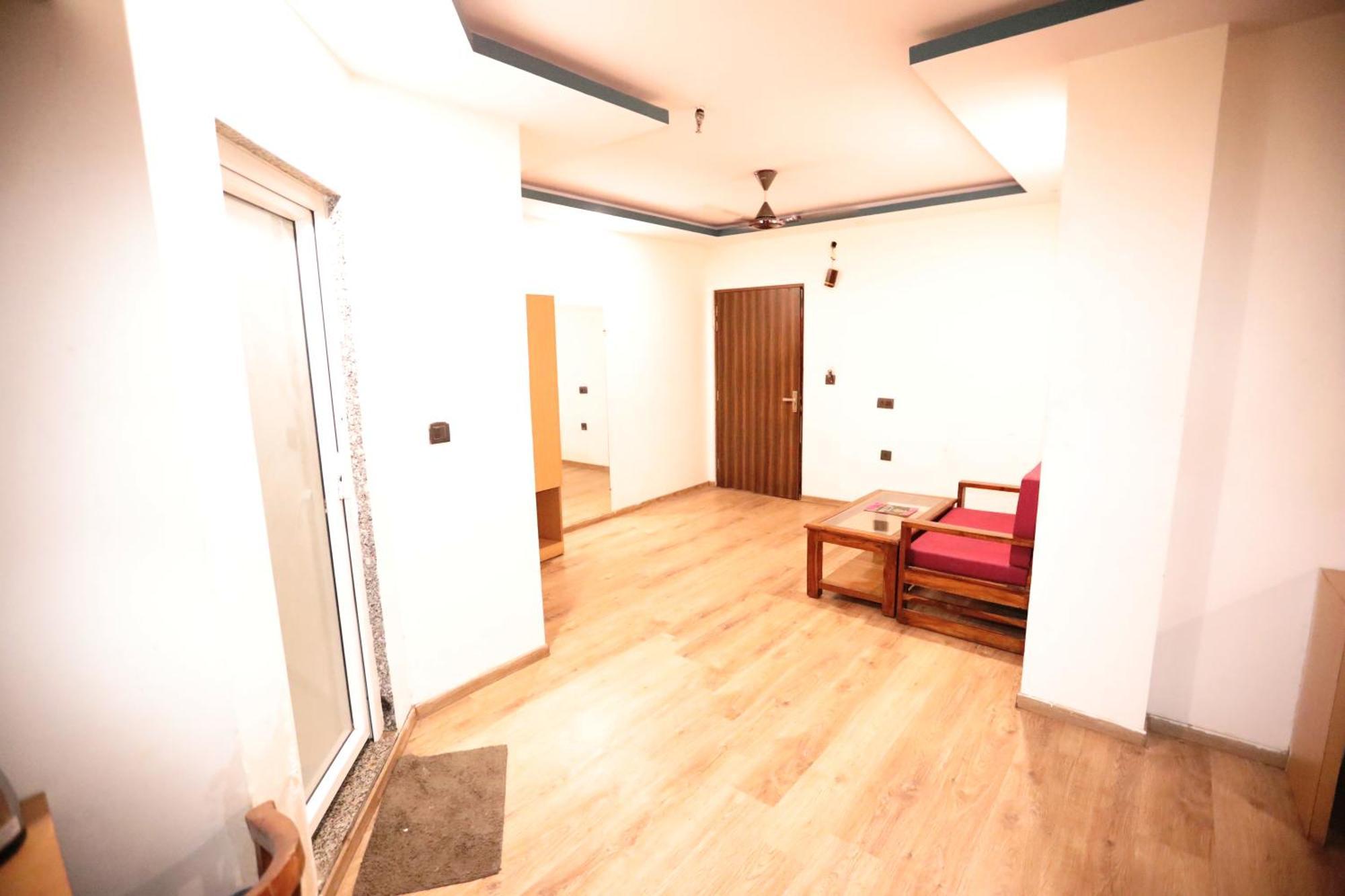 Hotel Noida Grand Sec 58 Exteriör bild